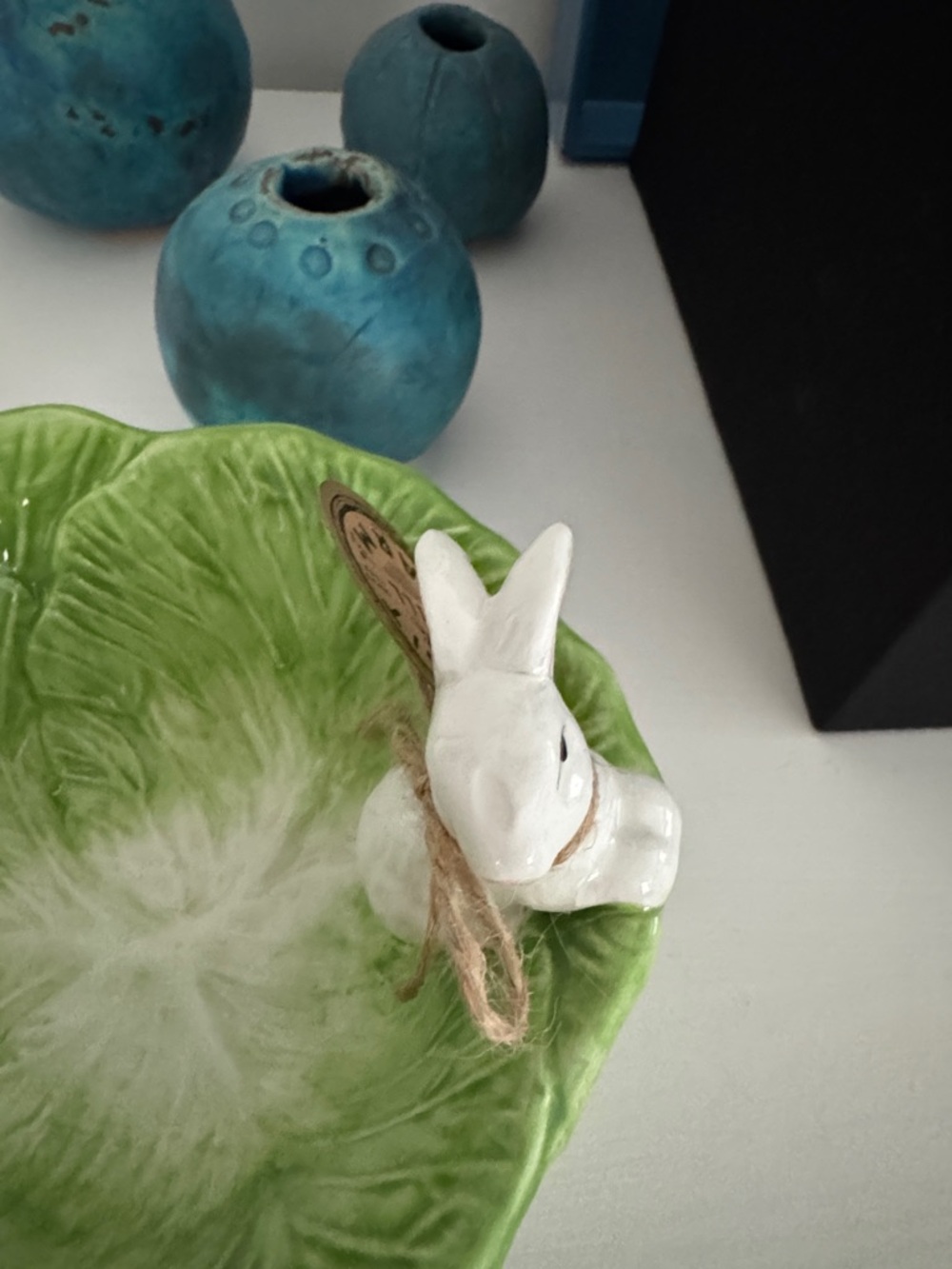 Green Cabbage Ceramic Bowl with Rabbit Accent Spring Decor NWT - Picture 3 of 6